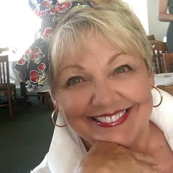 Meet your Posher, Nancy - Picture 1 of 1